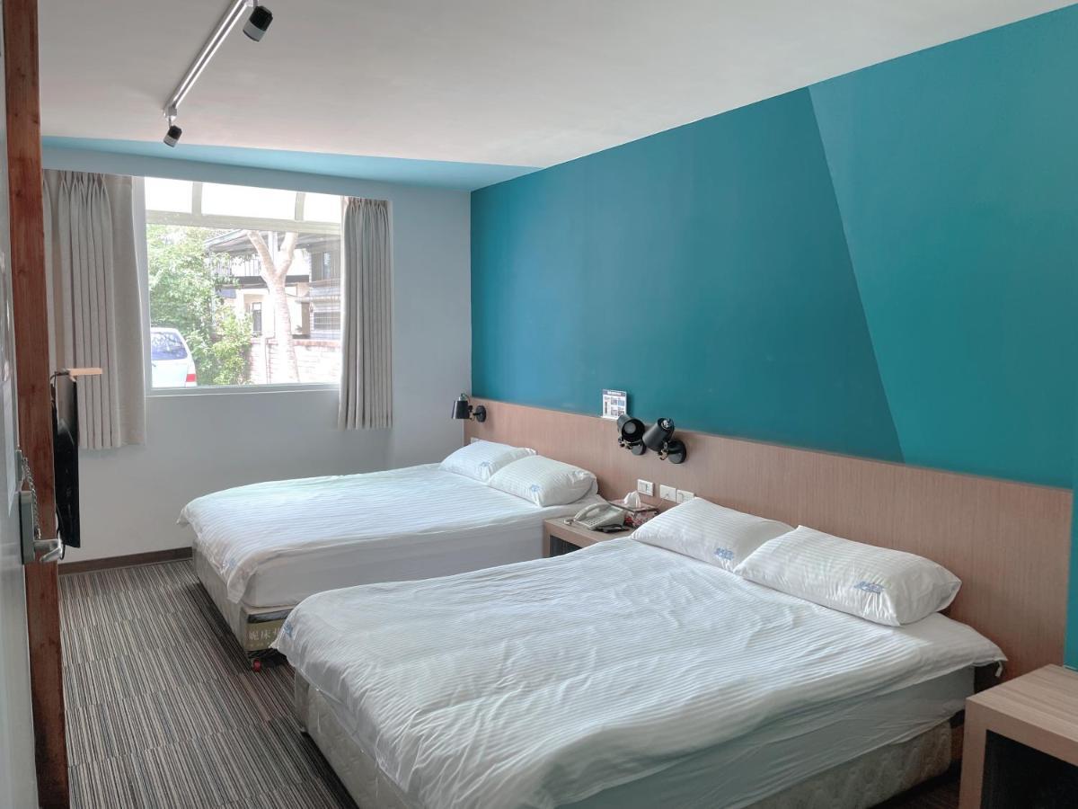 Breeze And Waves Hostel Jinning Esterno foto