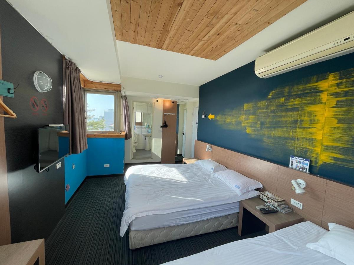Breeze And Waves Hostel Jinning Esterno foto