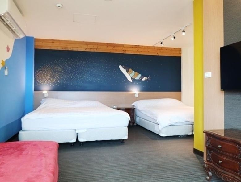 Breeze And Waves Hostel Jinning Esterno foto